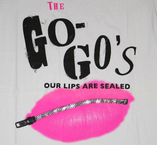 Capa de OUR LIPS ARE SEALED